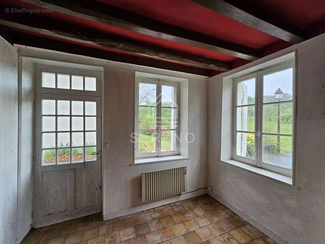Maison à FONTAINE-LES-COTEAUX