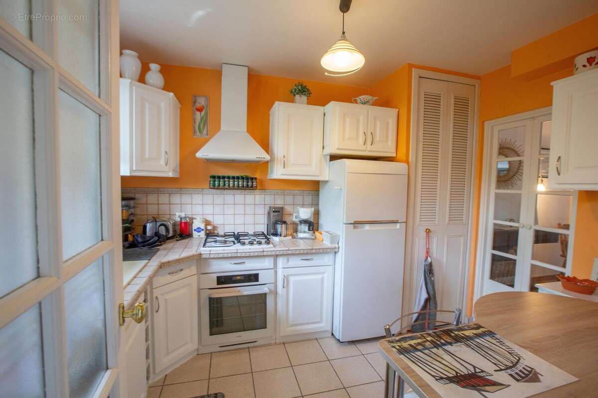 Photo 6 - Maison à LE MESNIL-SAINT-DENIS