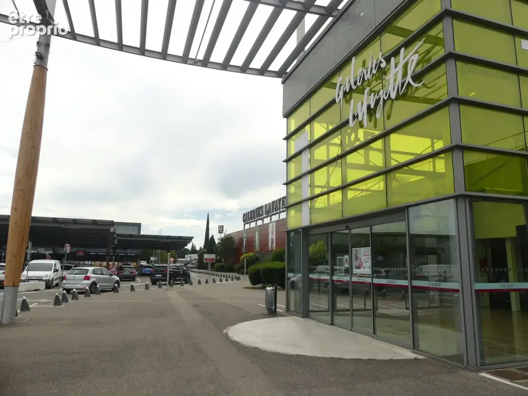 Commerce 150 m² à vendre à Avignon (84000) - photo 2