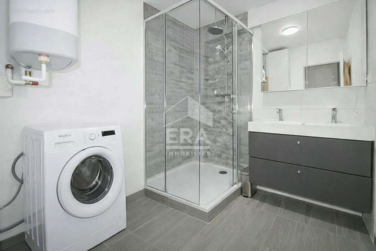 Appartement à ISSY-LES-MOULINEAUX