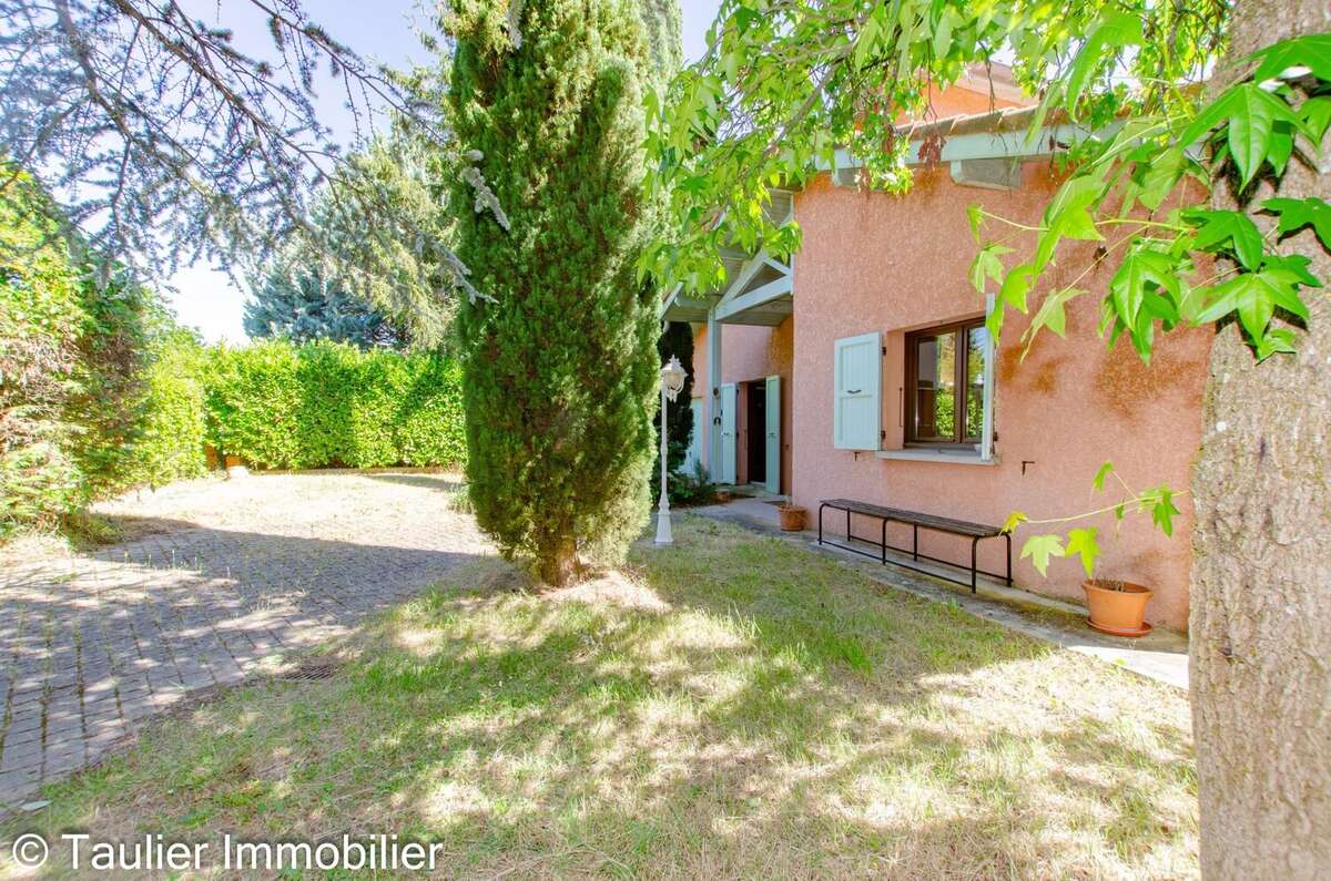 Maison à SAINT-VERAND