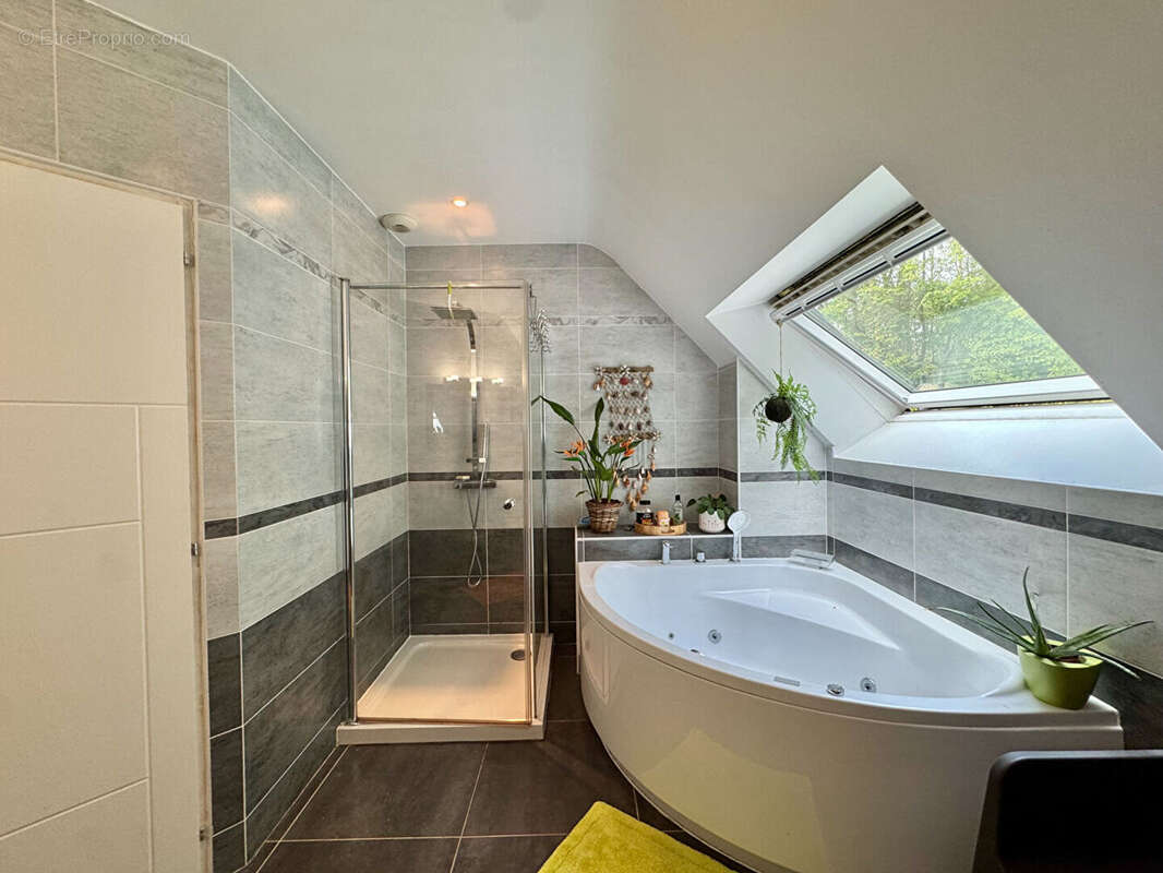 Maison à CLOHARS-CARNOET