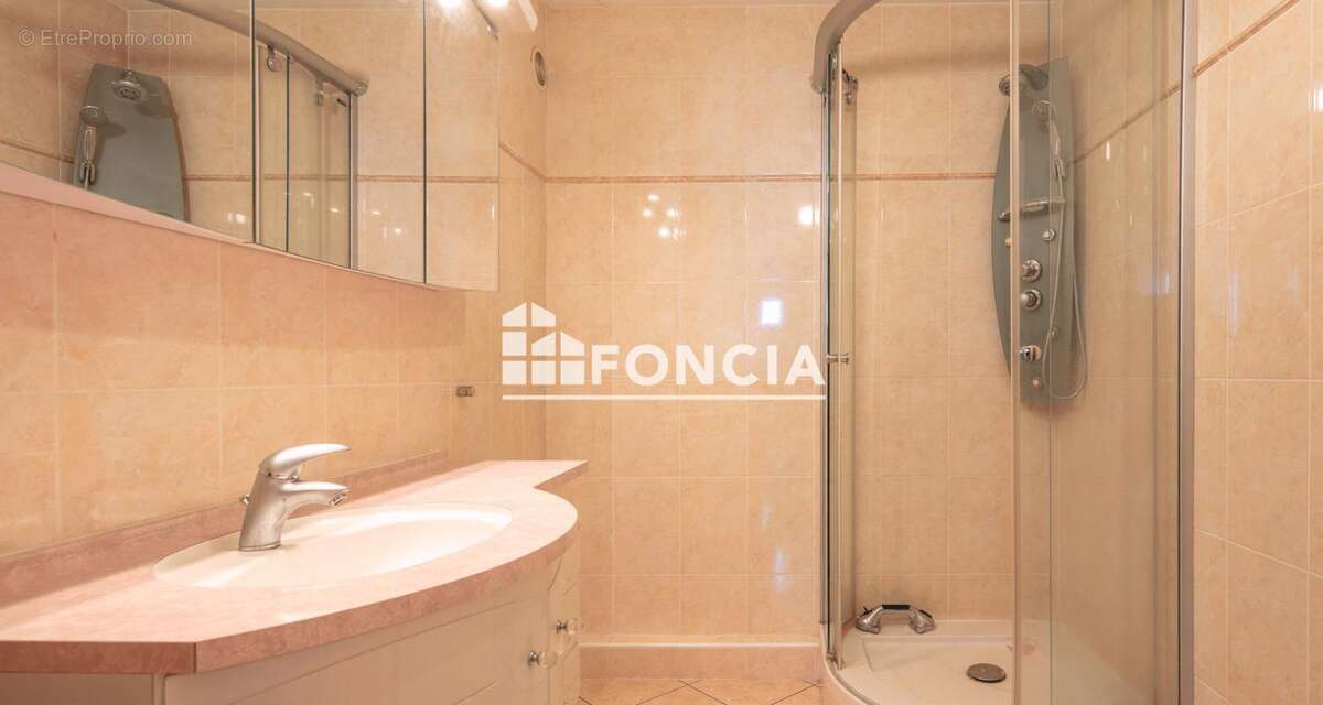 Appartement à ECHIROLLES