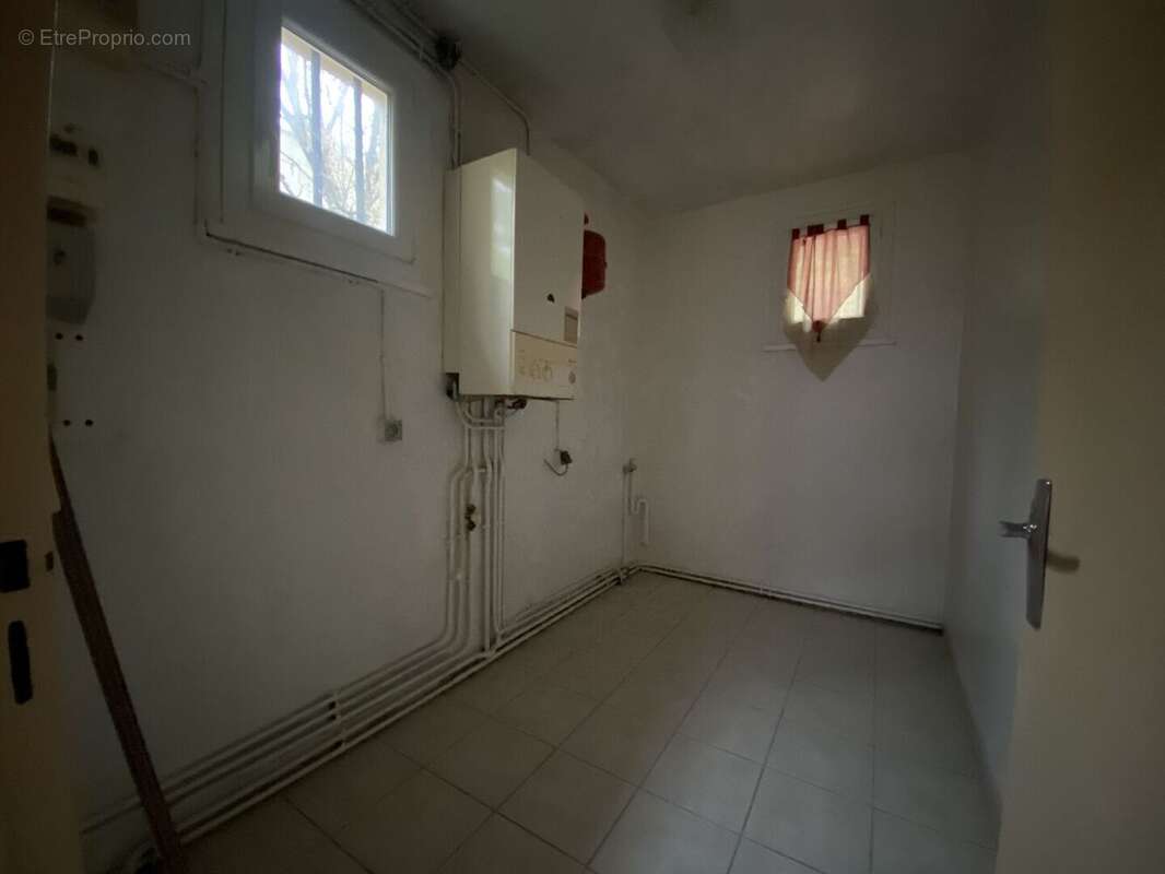 buanderie - Maison à ARCAMBAL