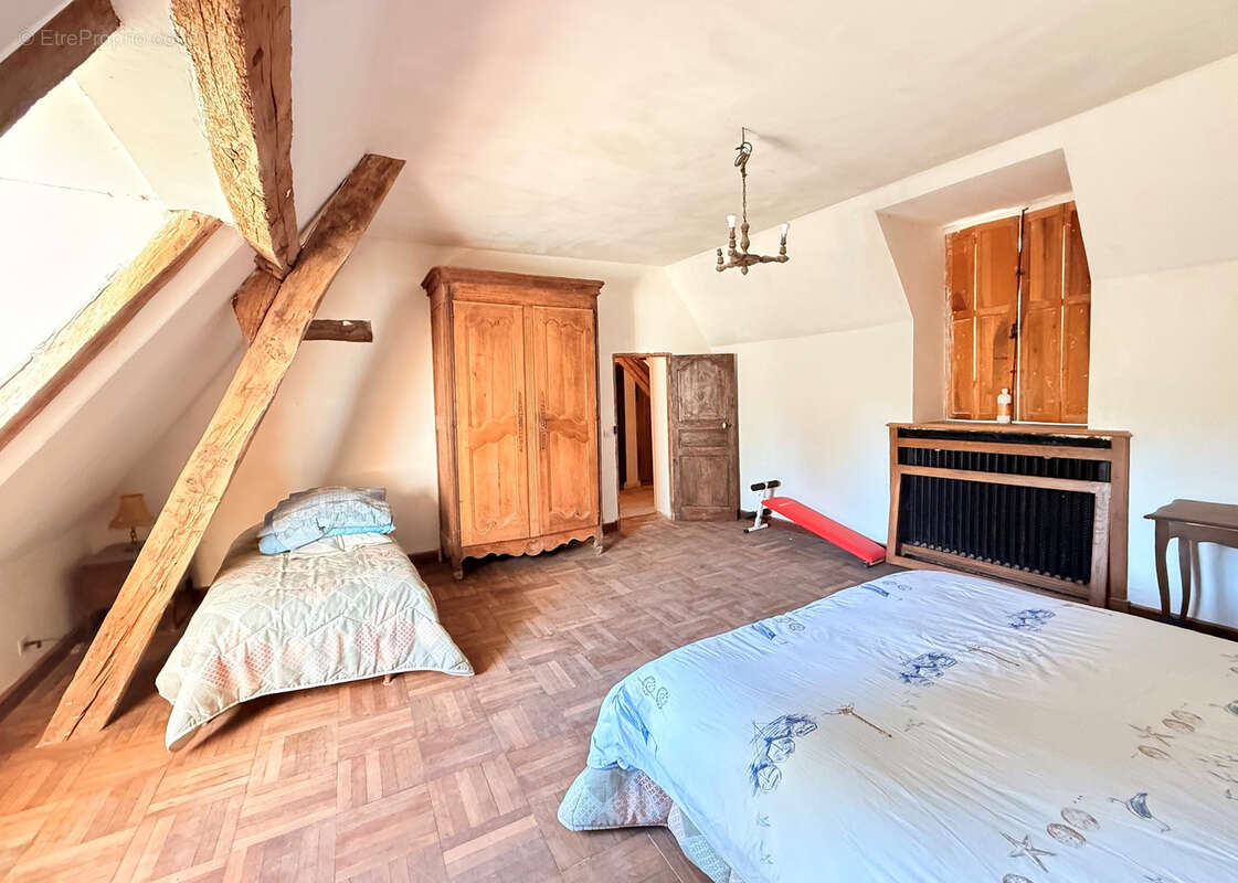Maison à BAZAINVILLE