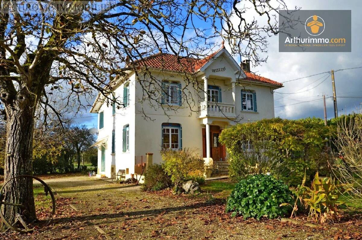 Maison à LOUBES-BERNAC