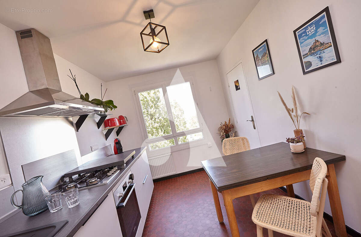 Appartement à LIMAS