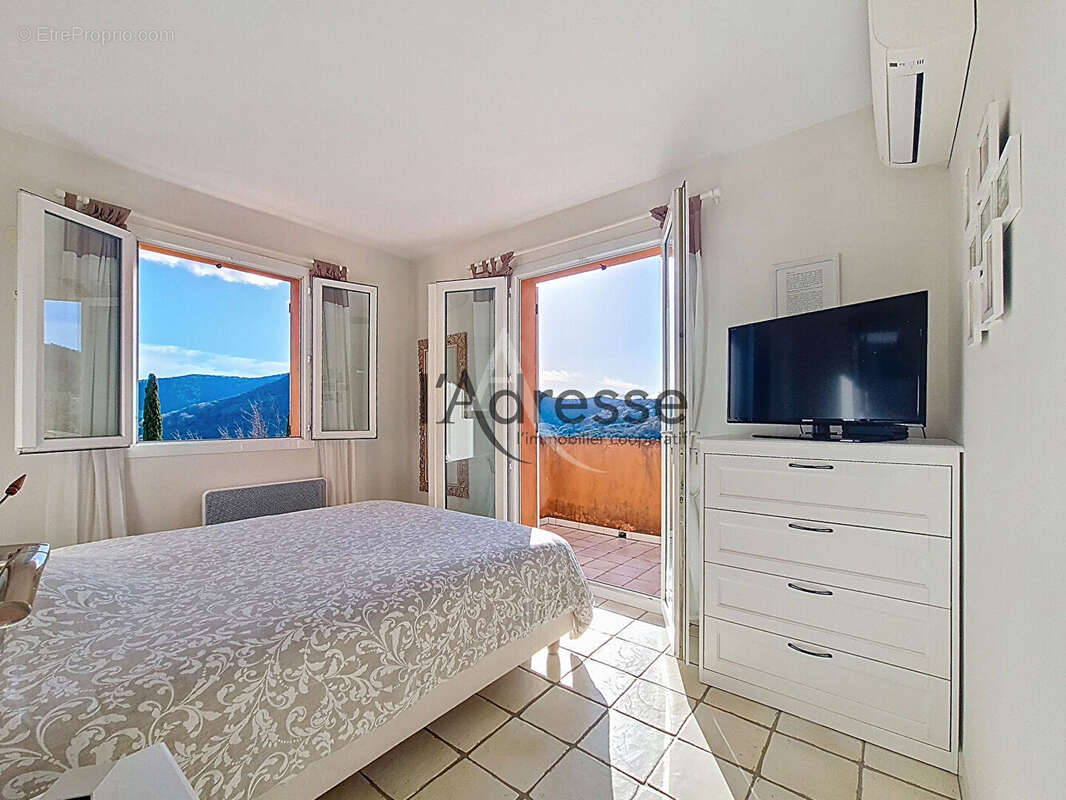 Maison à LES ADRETS-DE-L'ESTEREL