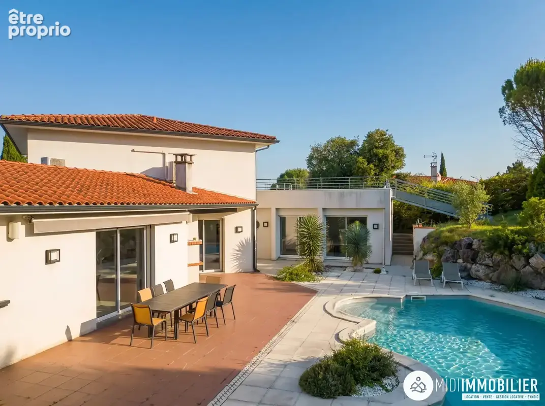 Photo Maison à Puygouzon au prix de 590 000€