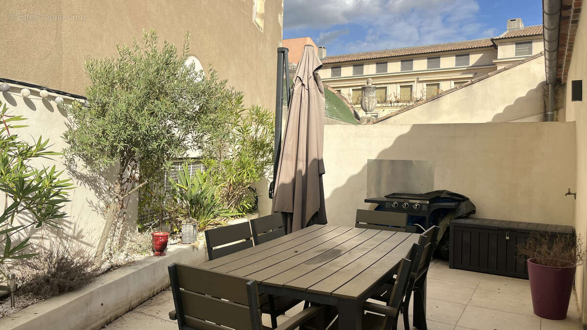 Appartement à NIMES