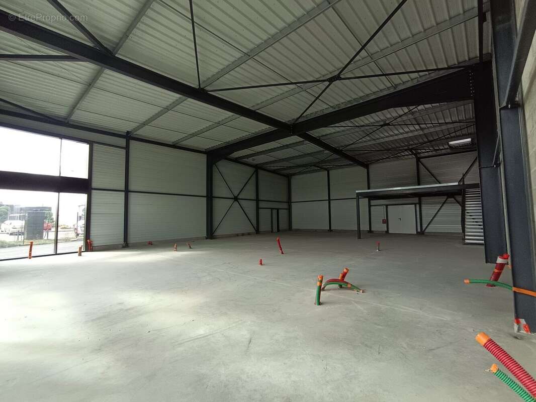 Commerce à SAINT-PIERRE-DES-CORPS