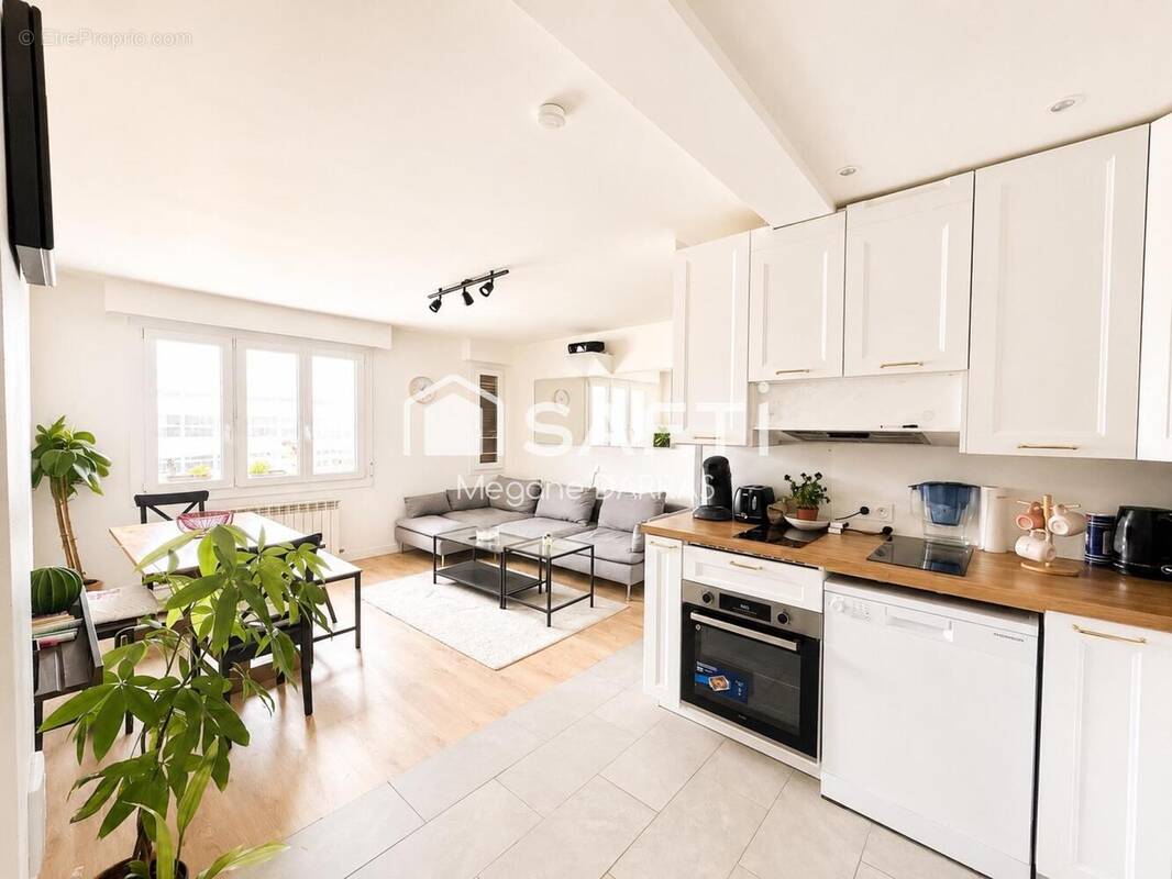 Photo 1 - Appartement à REIMS