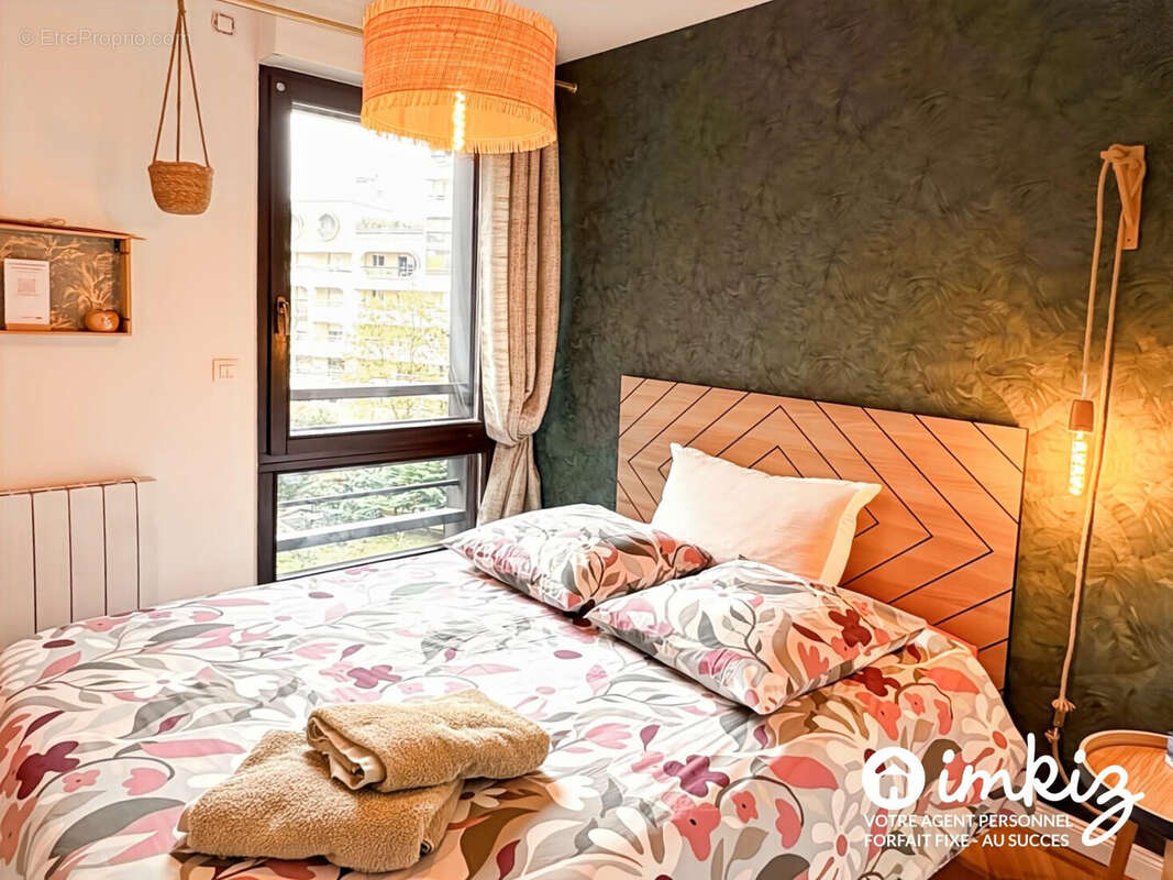 Appartement à PARIS-19E