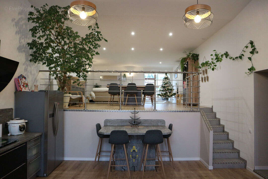 Maison à LANDREMONT