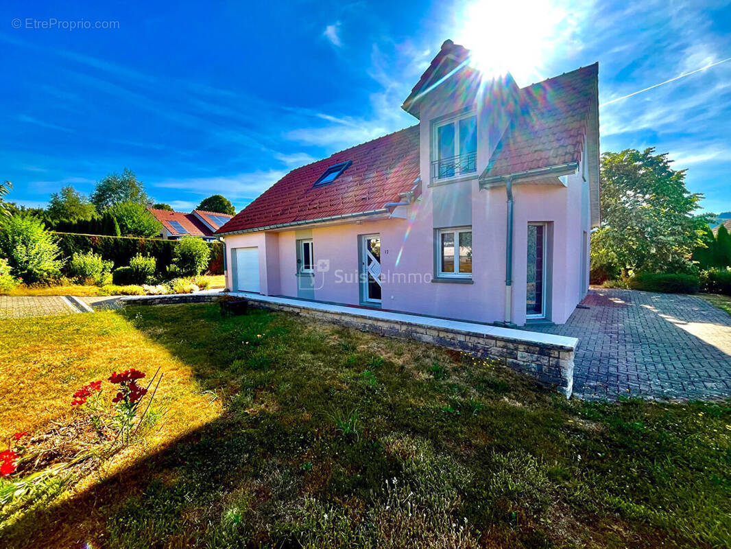 Maison à CHARQUEMONT