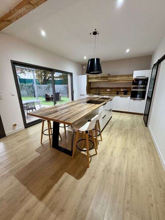 Maison à ROCHEFORT-DU-GARD