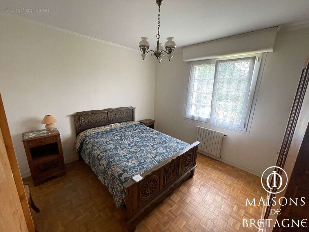 Maison et dépendance LE TREVOUX - photo 6