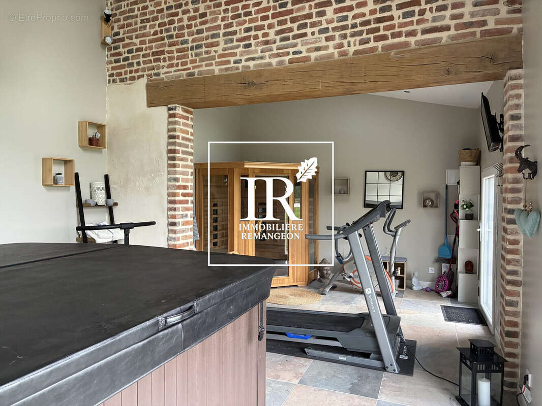 Maison 410 m² à Lamotte-Beuvron  - photo 8