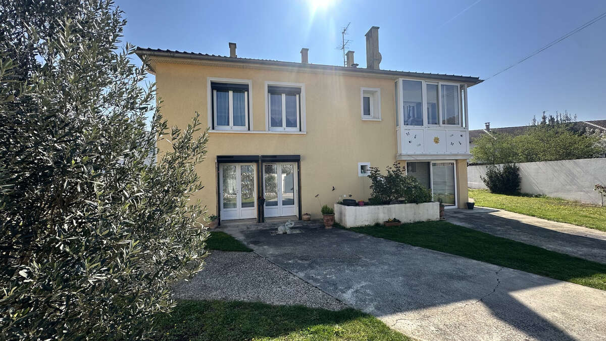 Maison à BOURG-DE-PEAGE