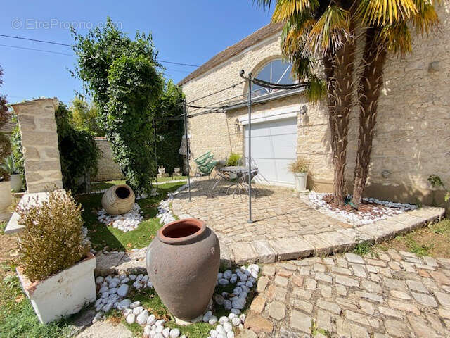 Maison à CHAINTREAUX