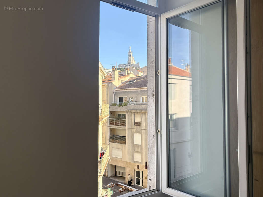 Appartement à MARSEILLE-7E