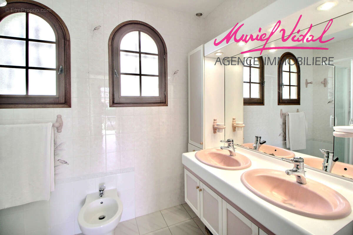 Maison à SAINT-CYPRIEN