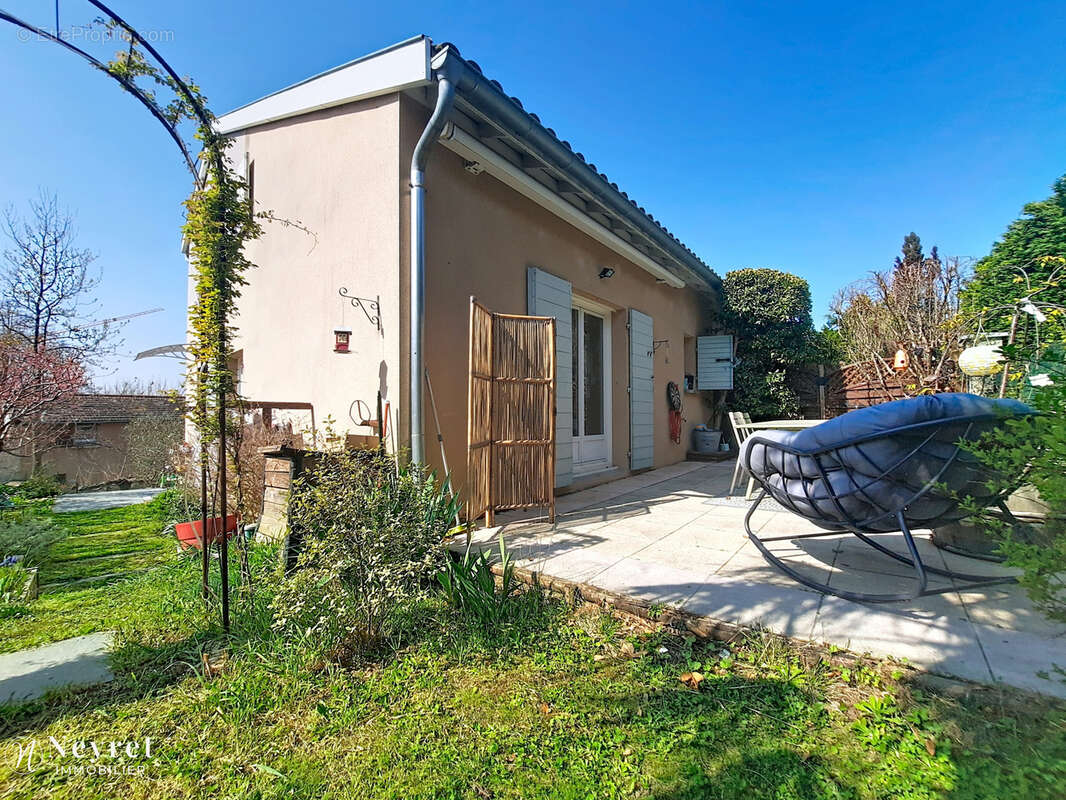 Maison à SAINT-SYMPHORIEN-D'OZON