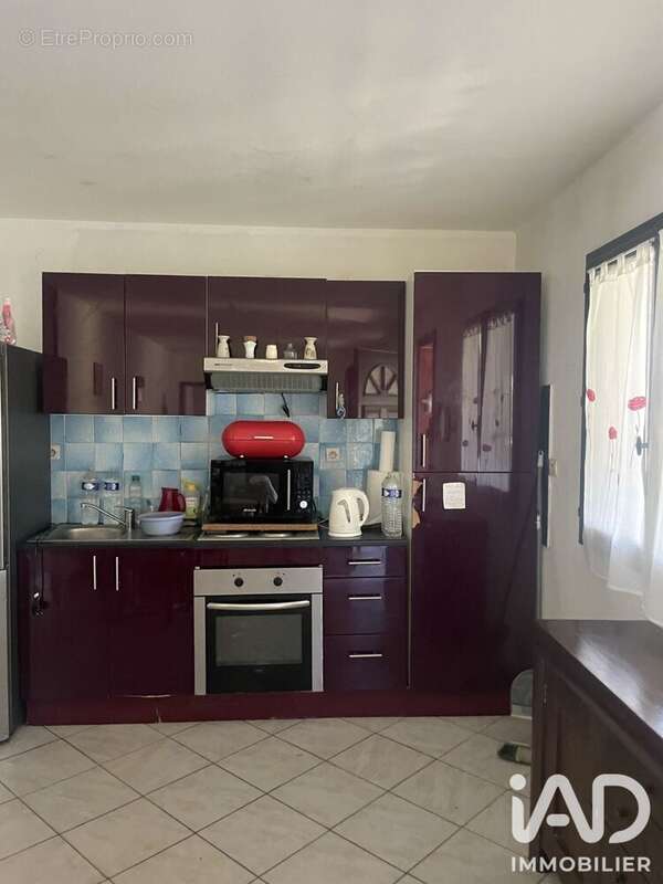 Maison 94 m² à Espiet  - photo 9