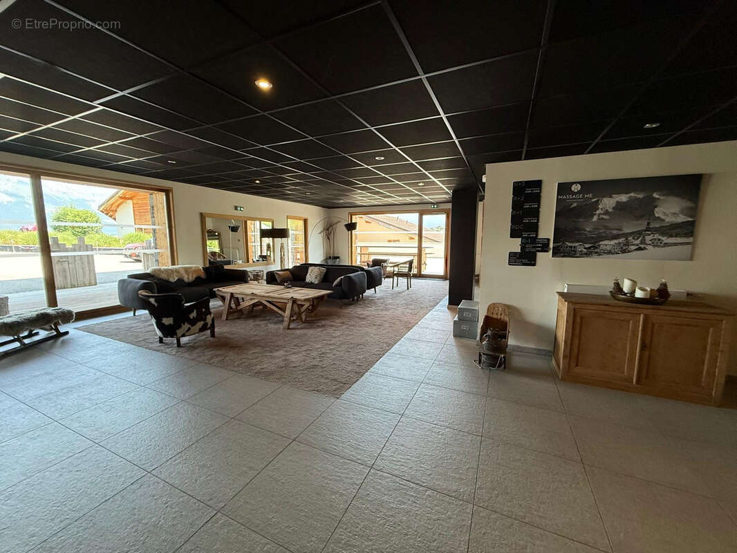 Combloux 74920, studio meuble avec balcon et parking en sous sol - photo 14