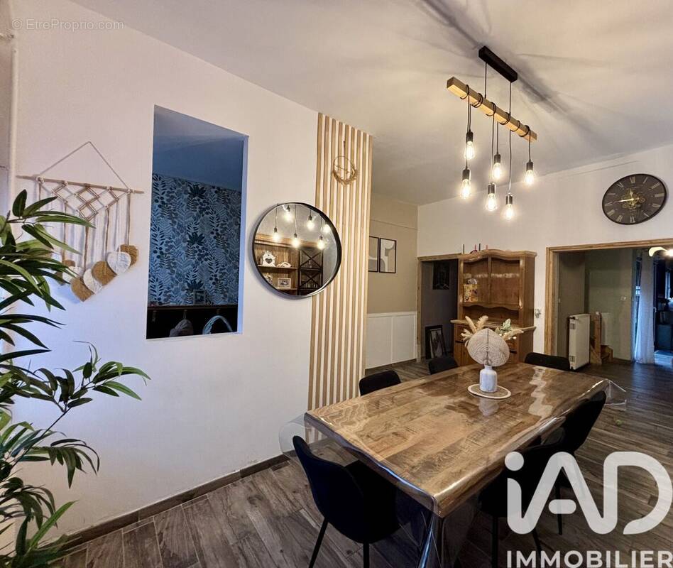 Photo 1 - Maison à BOLLEZEELE