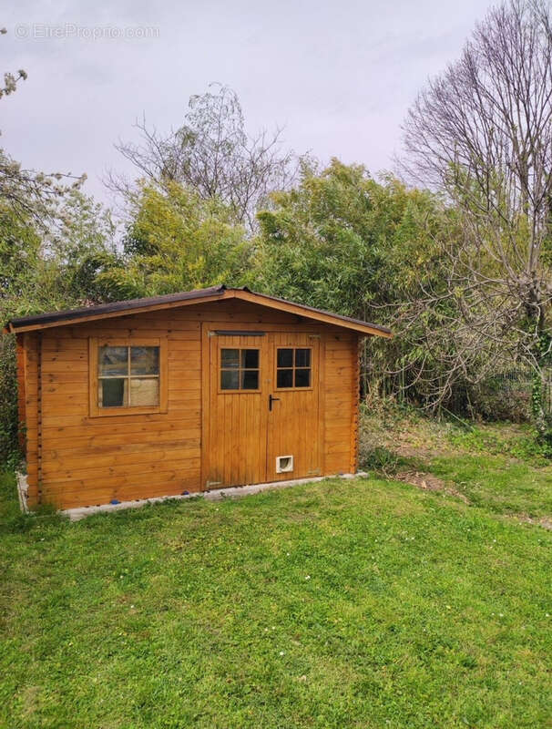 Maison de ville 5 pieces 114 m2 + Box de rangement 25 m2 - photo 3