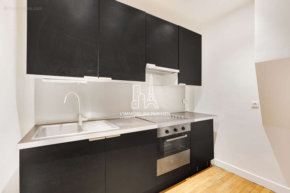 Appartement à PARIS-17E