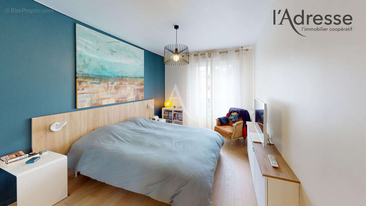 Appartement à SURESNES