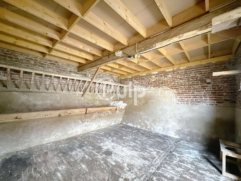 Maison à REGNAUVILLE