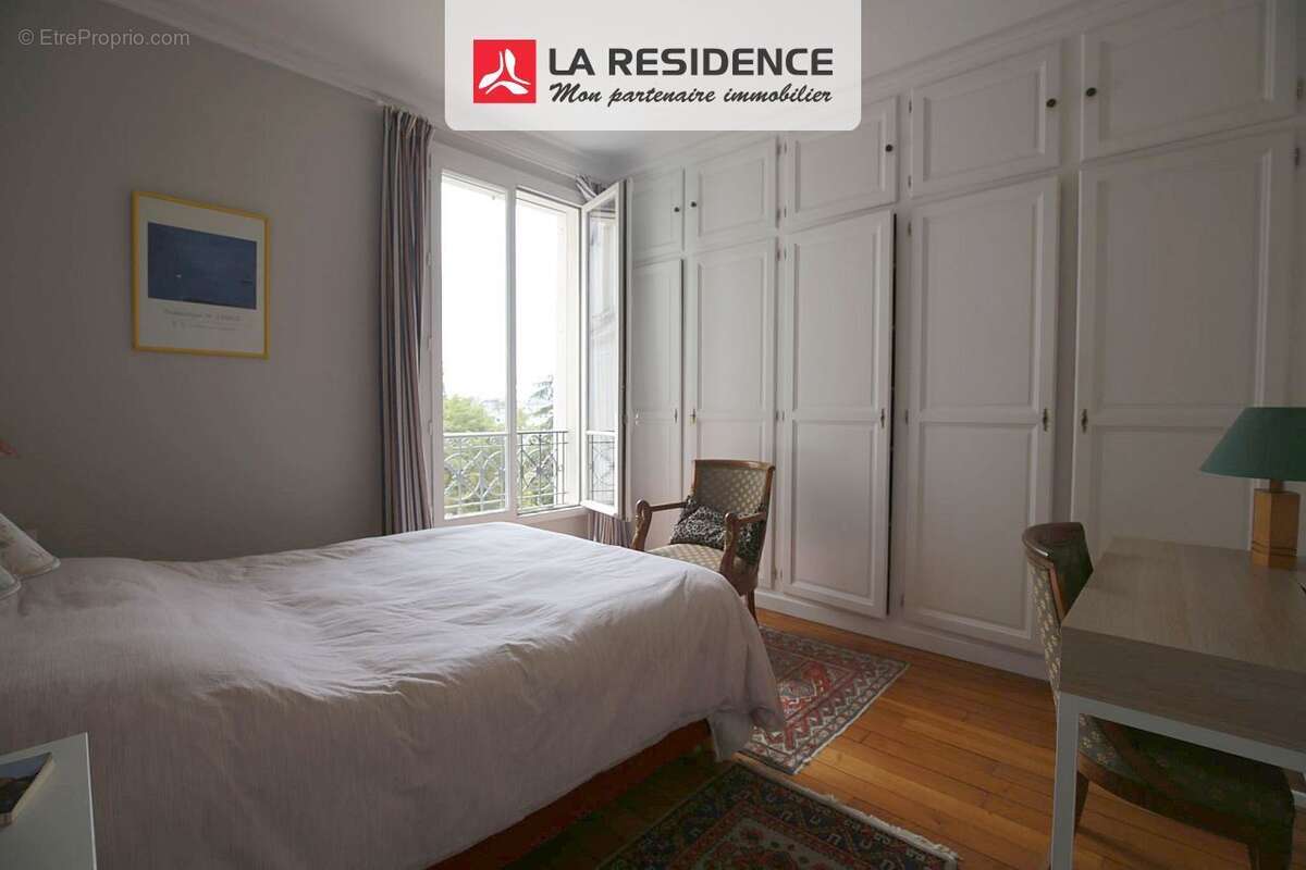 Appartement 82 m² à Paris-17e  - photo 9