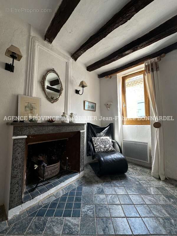 Maison à CHANTEMERLE-LES-GRIGNAN