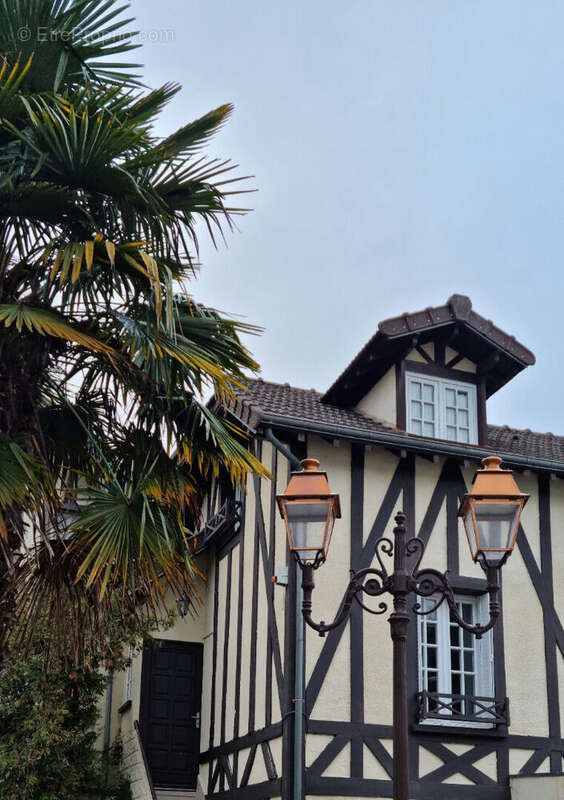 Maison à ENGHIEN-LES-BAINS