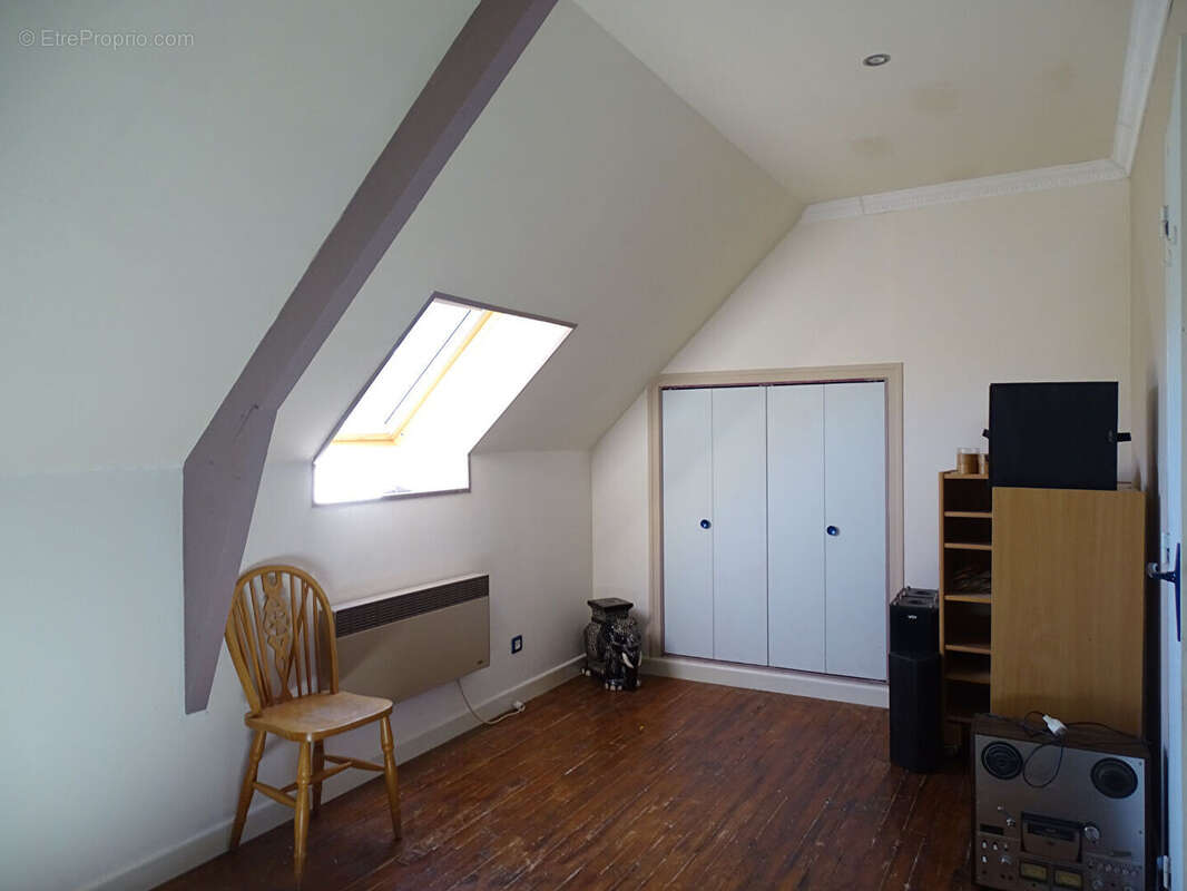 Maison à PLUSSULIEN