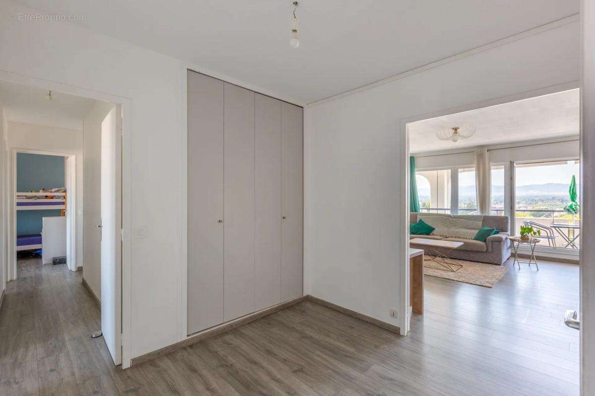 Appartement familial 6 pièces de 116 m² avec vue dégagée – Lyon - photo 12