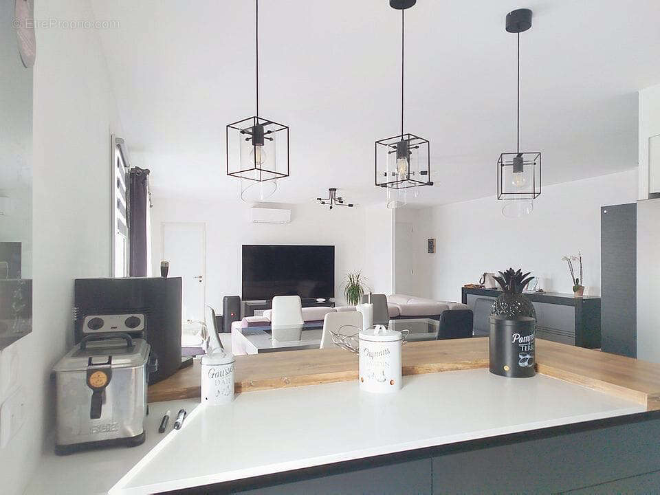 Maison à TAVERNES