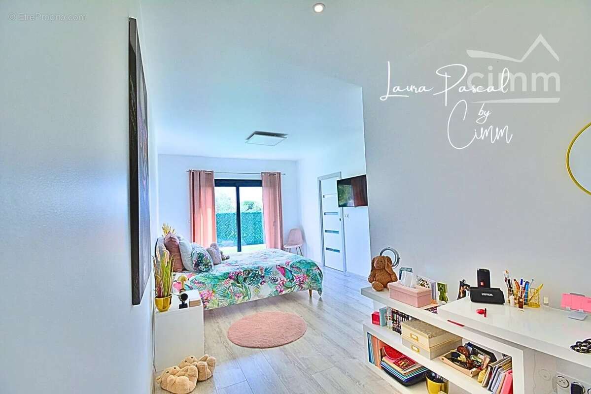 Llupia (66) villa d’exception contemporaine  avec piscine interieur - photo 14