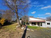 Maison à SAINT-JULIEN-DE-COPPEL