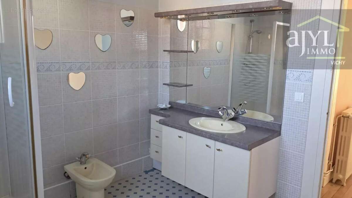 Appartement à VICHY