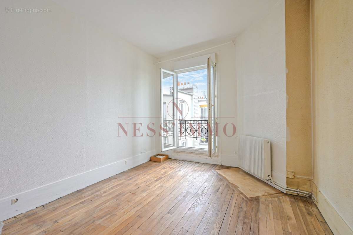 Appartement à PARIS-19E