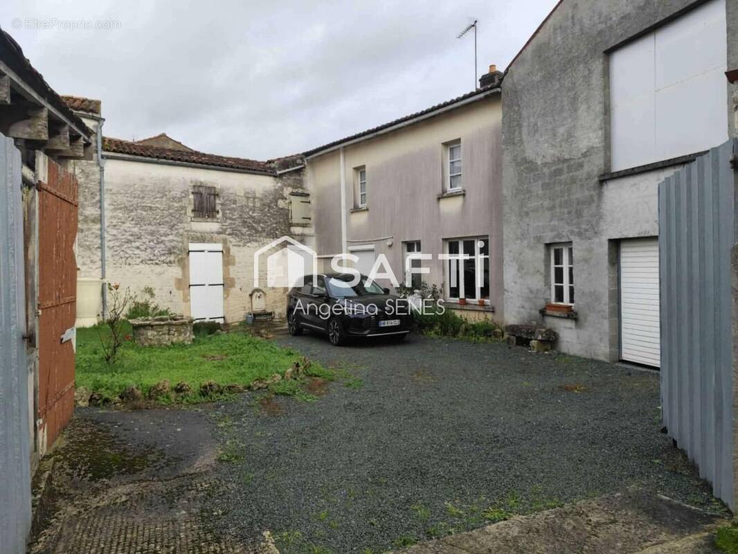 Photo 1 - Maison à CHERBONNIERES