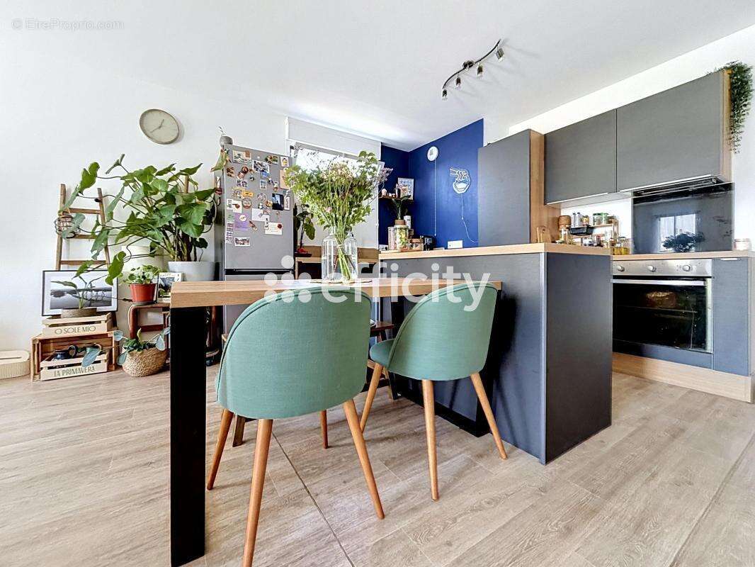 Appartement à ASNIERES-SUR-SEINE