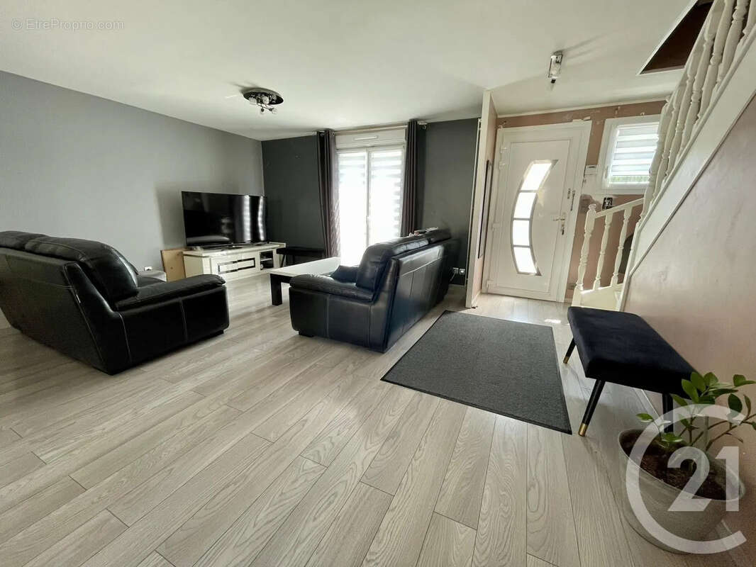 Maison 94 m² à Nantouillet  - photo 4