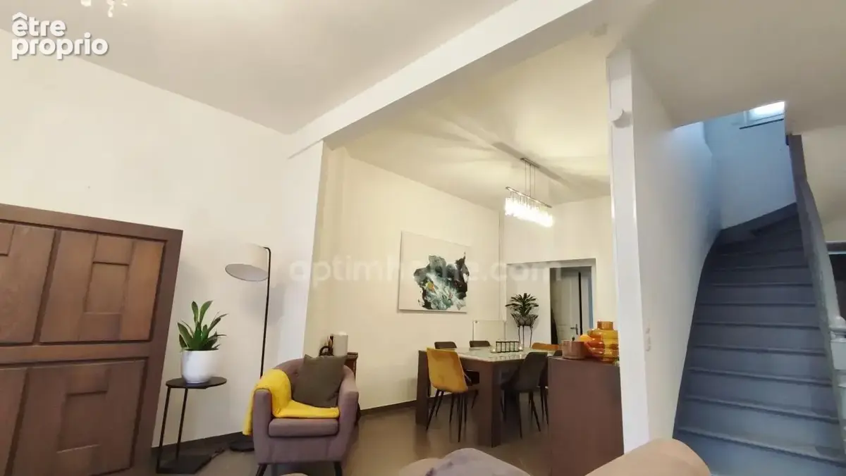 Maison 3 pièces 82 m² · à Saint-Quentin · 82 m² · 102 000 €