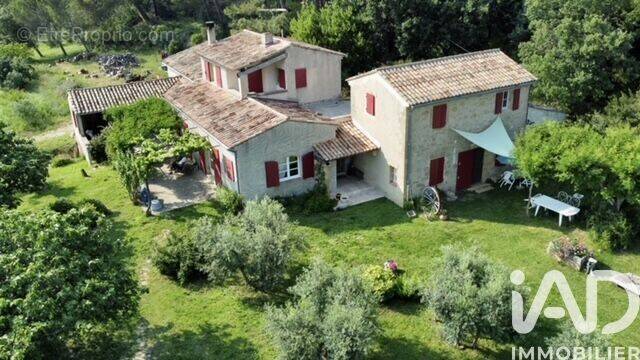 Photo 1 - Maison à ROGNES