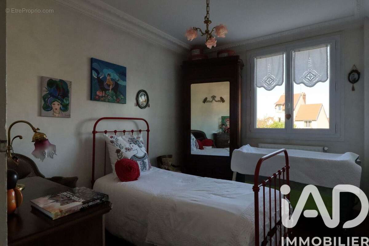 Photo 9 - Appartement à HOUILLES